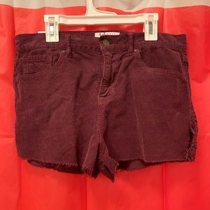 Kendall & Kylie burgundy corduroy cutoffs ❤️